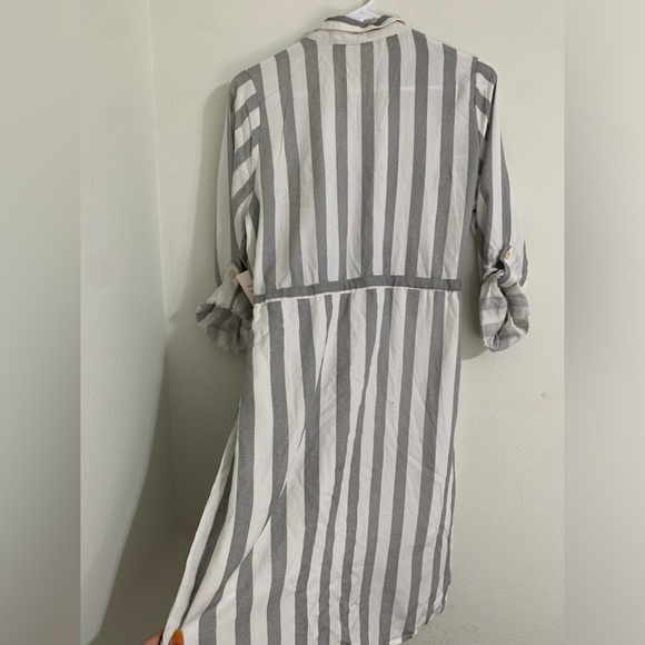 NWT Passport womensStriped Button-Up Dress, size large - Picture 4 of 5